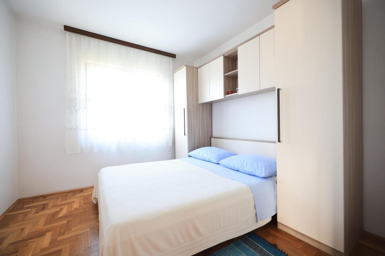 Apartments Ana 돈제페트레케인 외부 사진